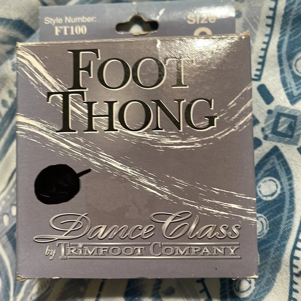 New Dance class foot thongs
